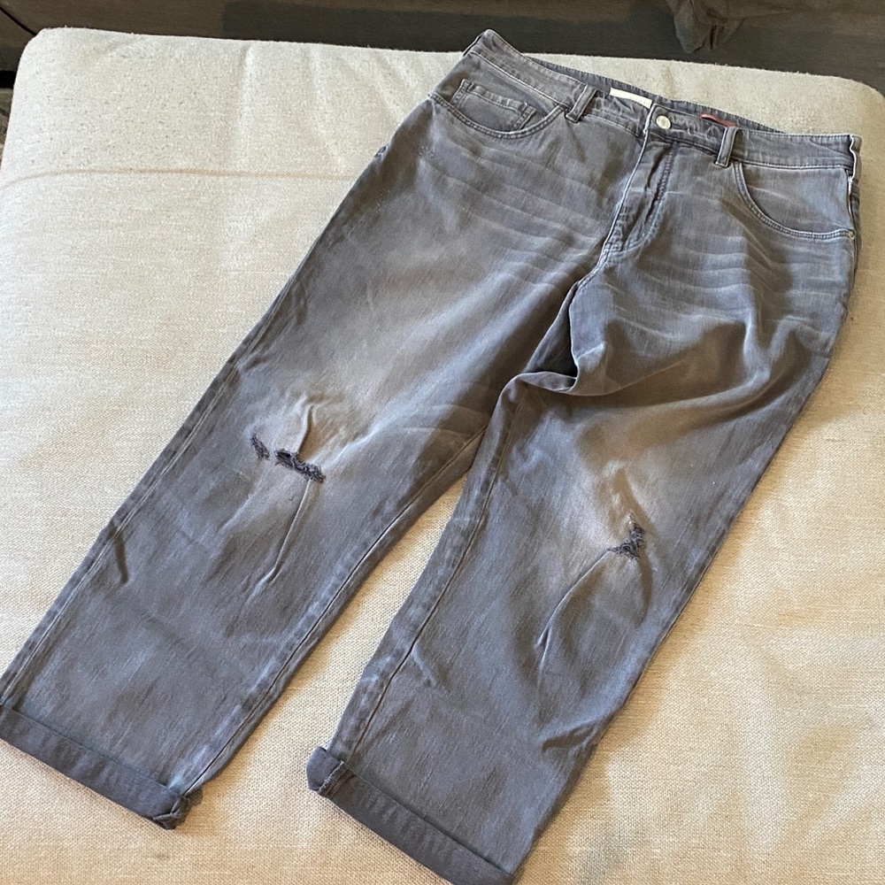 EUC Pilcro Anthropologies Gray Denim Trousers Soft Distressed Relaxed Fit 31